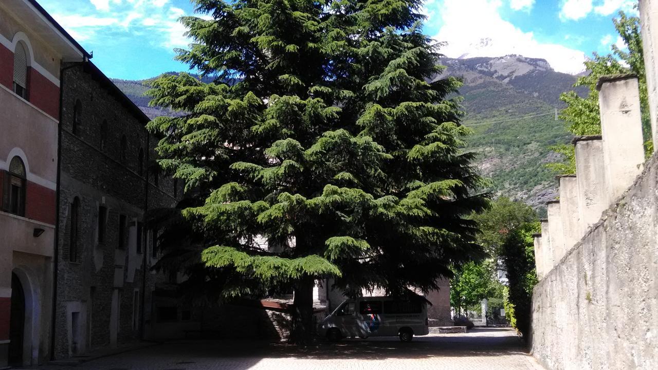 Casa Per Ferie San Francesco Hotel Susa Luaran gambar