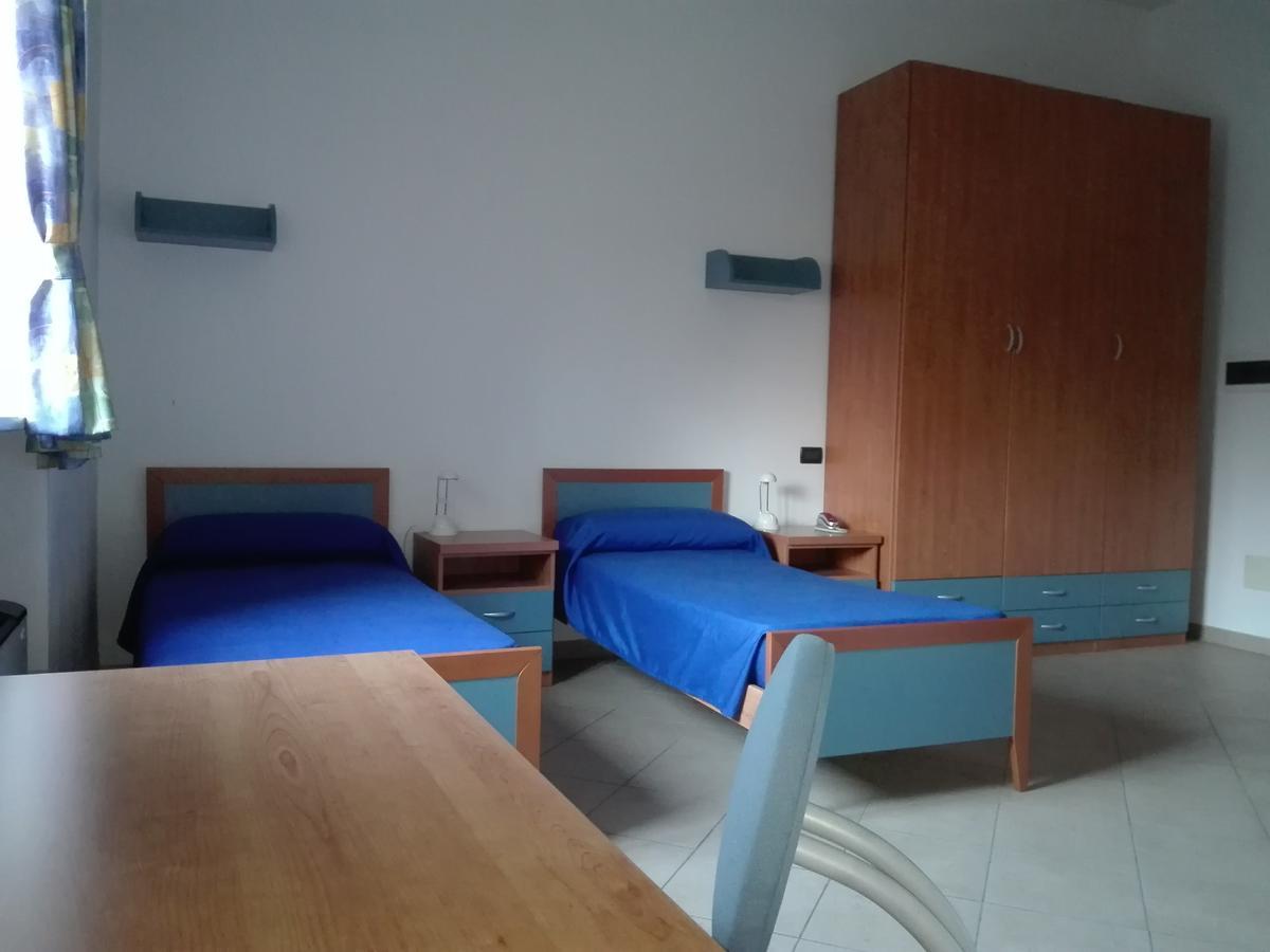 Casa Per Ferie San Francesco Hotel Susa Luaran gambar