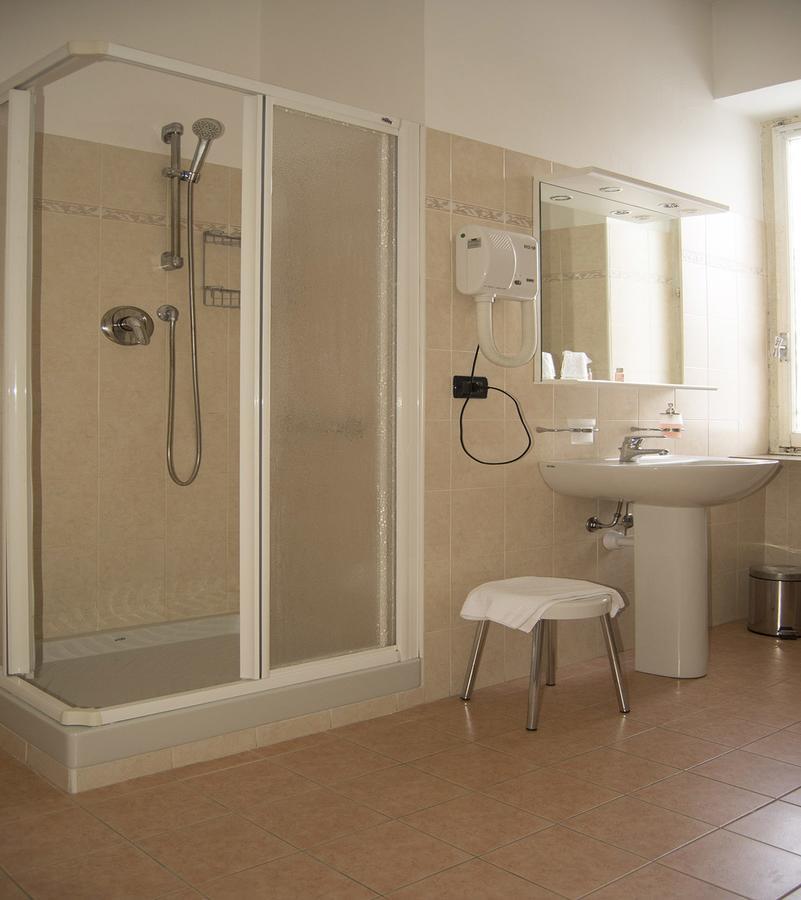 Casa Per Ferie San Francesco Hotel Susa Luaran gambar